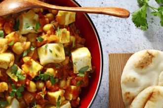 Paneer and Chickpea Curry: