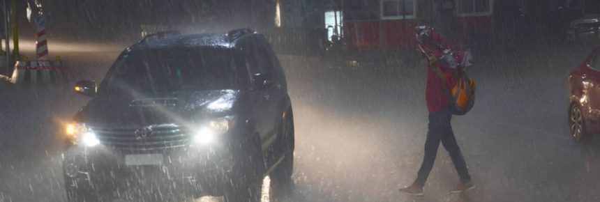 Rain forecast in Kolkata : Hawa office gave news of relief