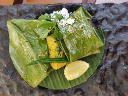 Ilish Paturi (Hilsa in Banana Leaf)